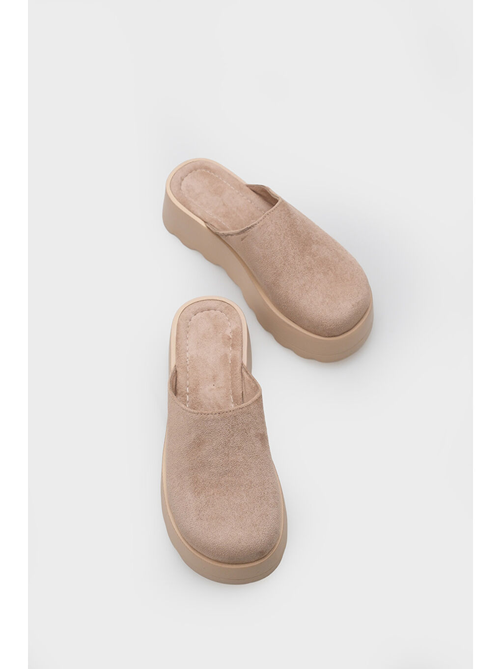 Bej Marlyn Kürklü Süet Görünümlü Kadın Sabo-5