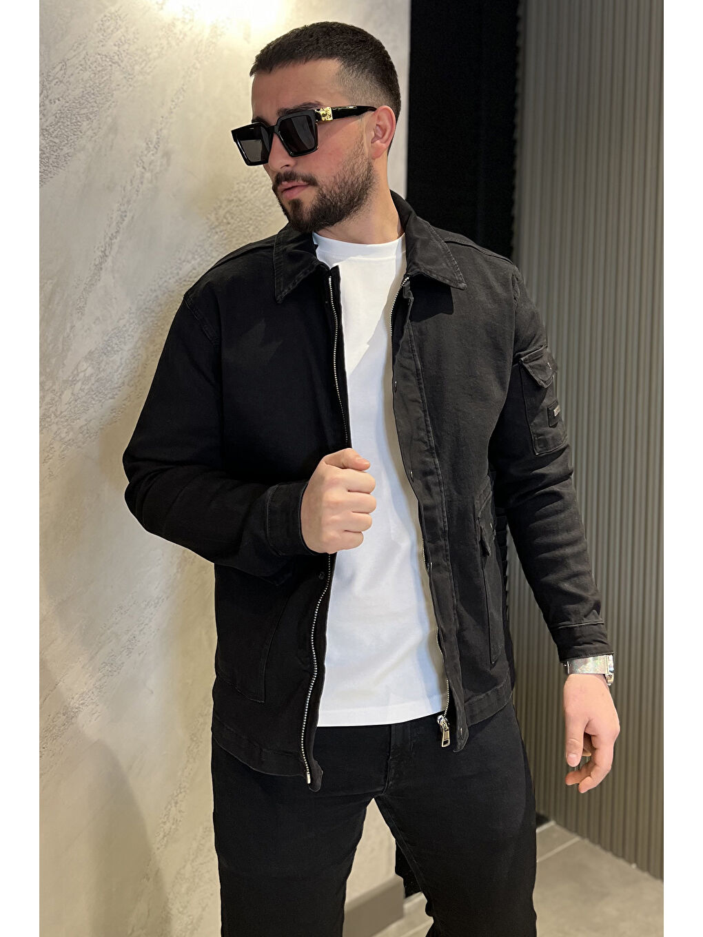 Siyah Fermuarlı Çıtçıt Detaylı Erkek Jean Ceket-1