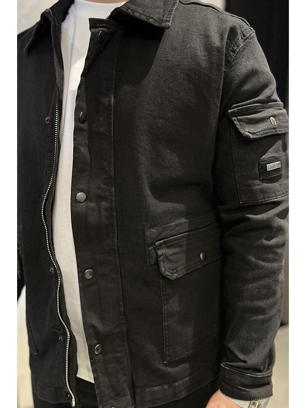 Siyah Fermuarlı Çıtçıt Detaylı Erkek Jean Ceket-3