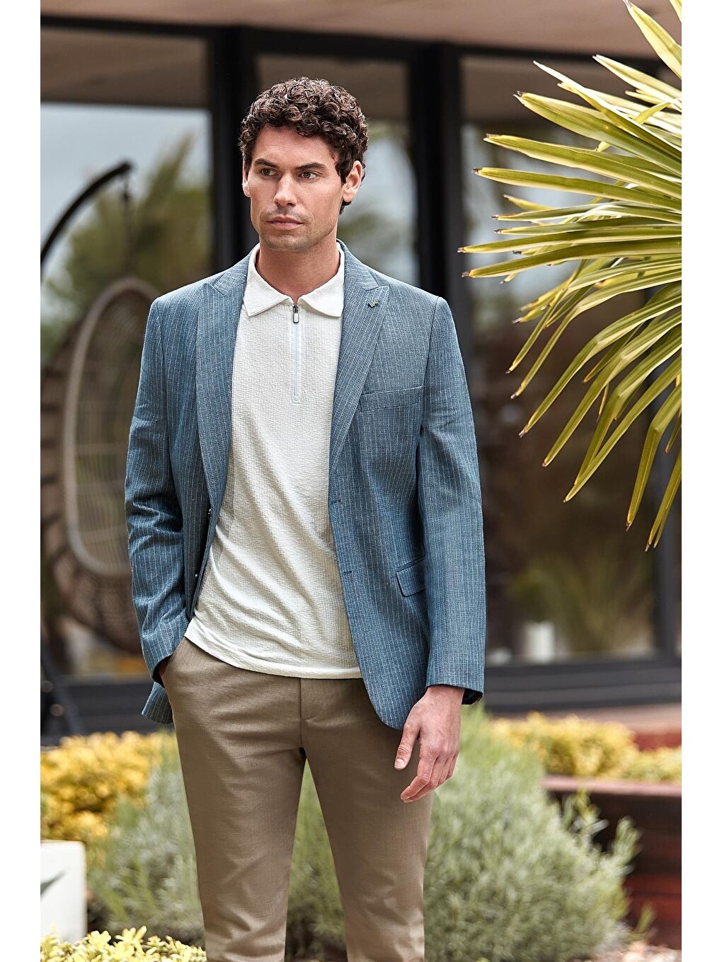 Koyu Lacivert Kırlangıç Yaka Çift Yırtmaç 6 Drop Comfort Fit Rahat Kesim Klasik Ceket 1002240101-1