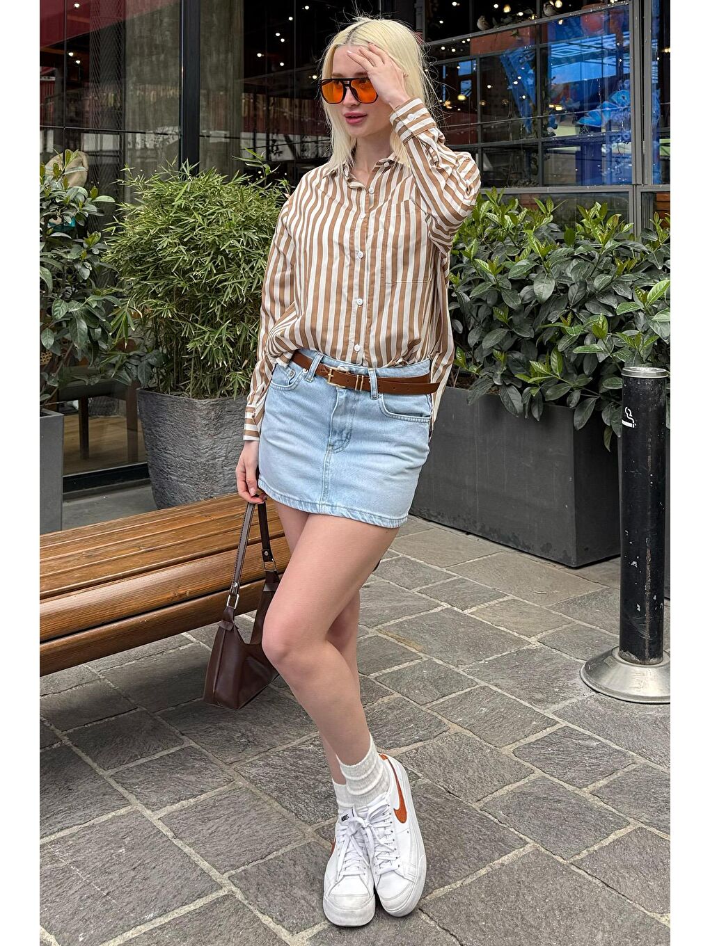 Bej Cep Detaylı Çizgili Kadın Gömlek Mg2295-2