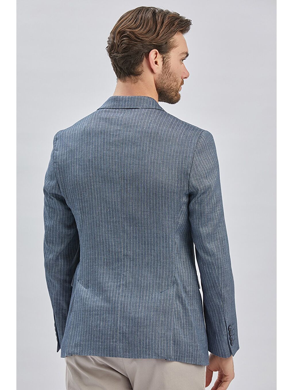 Koyu Lacivert Kırlangıç Yaka Çift Yırtmaç 6 Drop Comfort Fit Rahat Kesim Klasik Ceket 1002240101-7