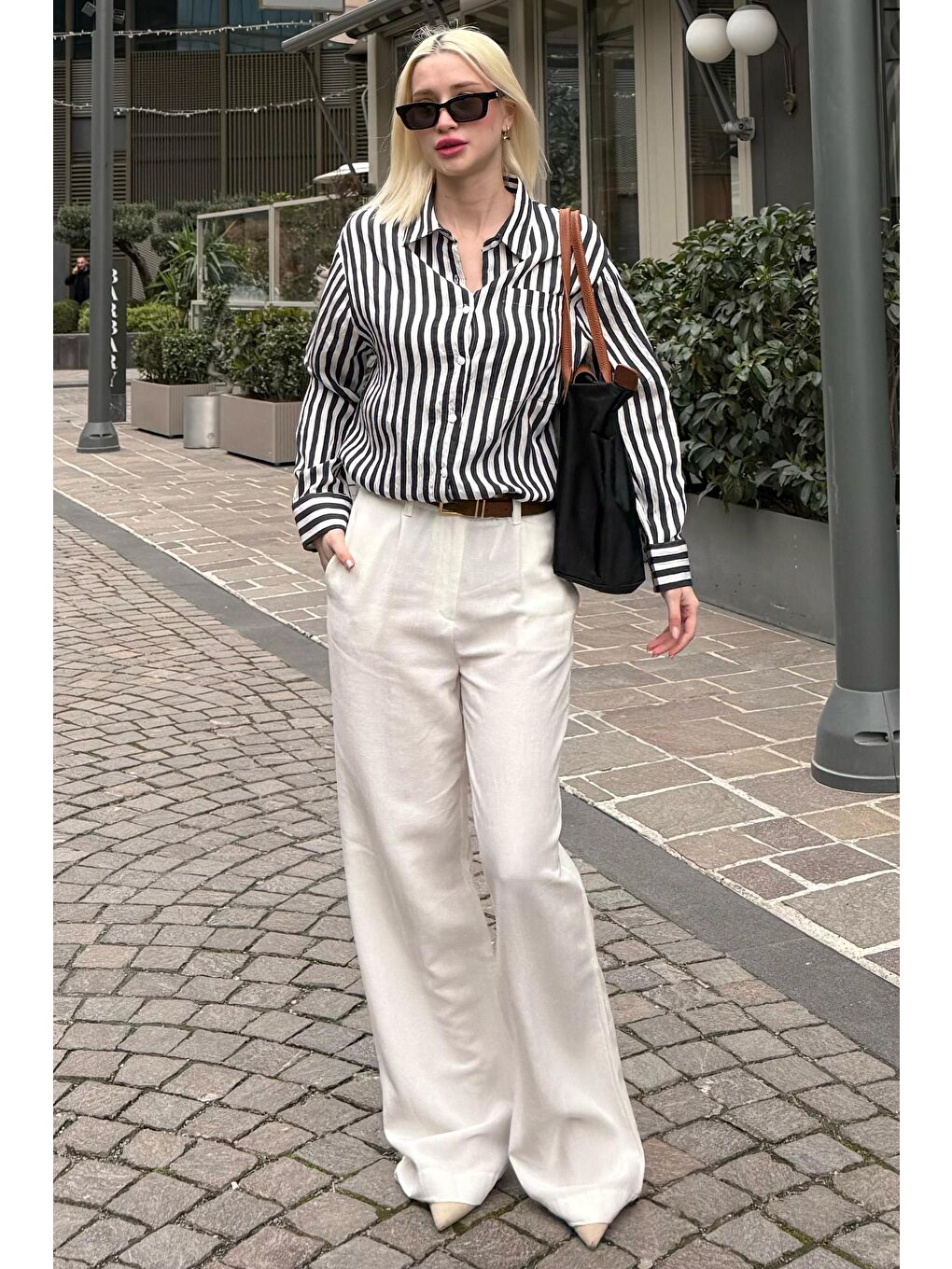 Siyah Cep Detaylı Çizgili Kadın Gömlek Mg2295-2