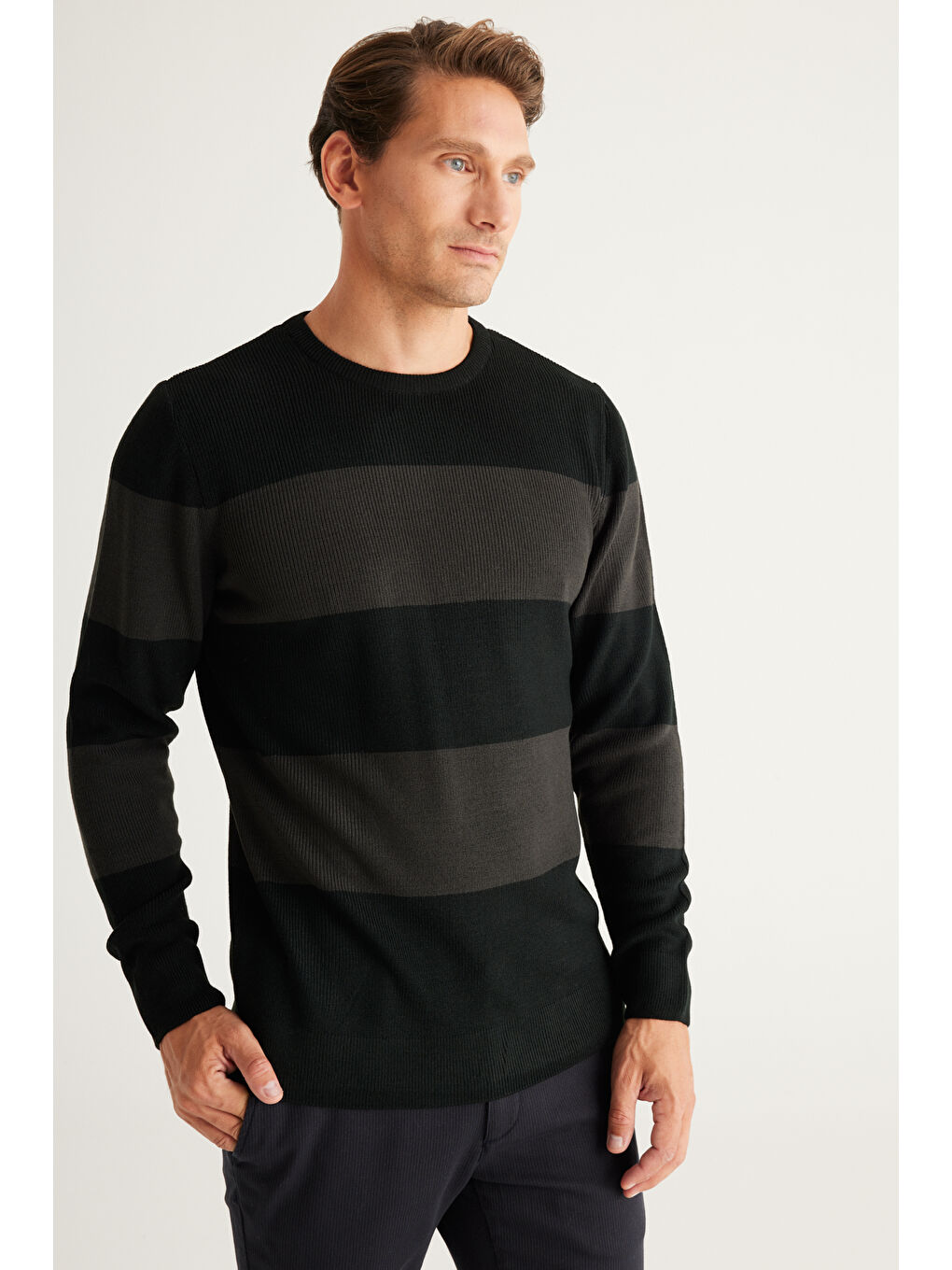 Erkek Siyah-Antrasit Anti-Pilling Tüylenme Yapmayan Standart Fit Normal Kesim Bisiklet Yaka-2