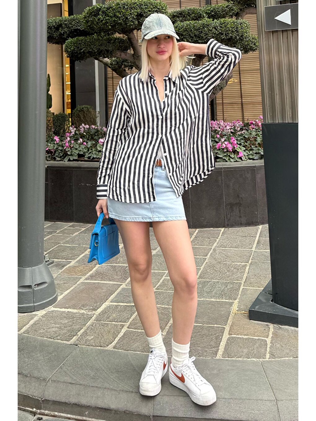 Lacivert Cep Detaylı Çizgili Kadın Gömlek Mg2295-1