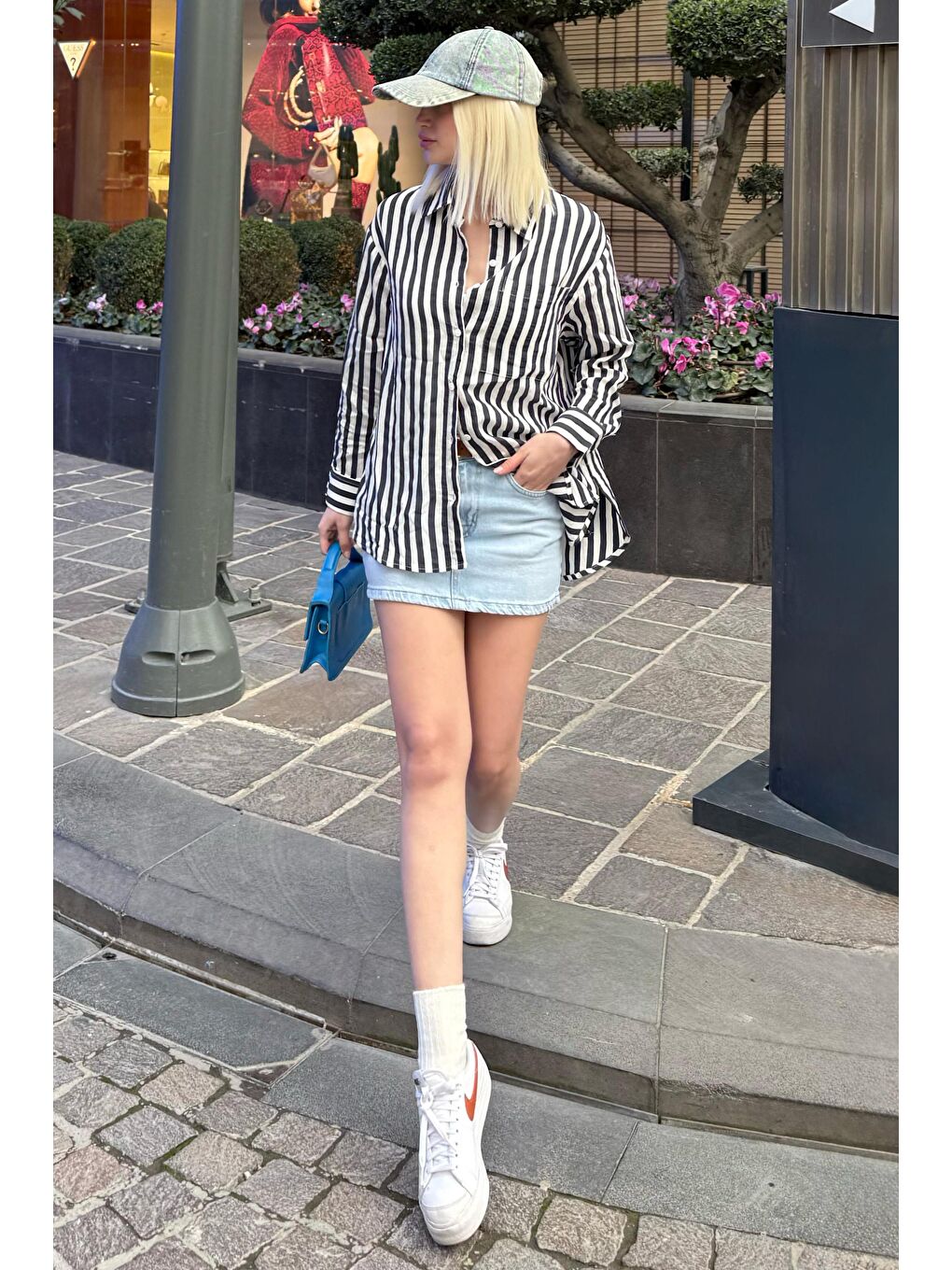 Lacivert Cep Detaylı Çizgili Kadın Gömlek Mg2295-3