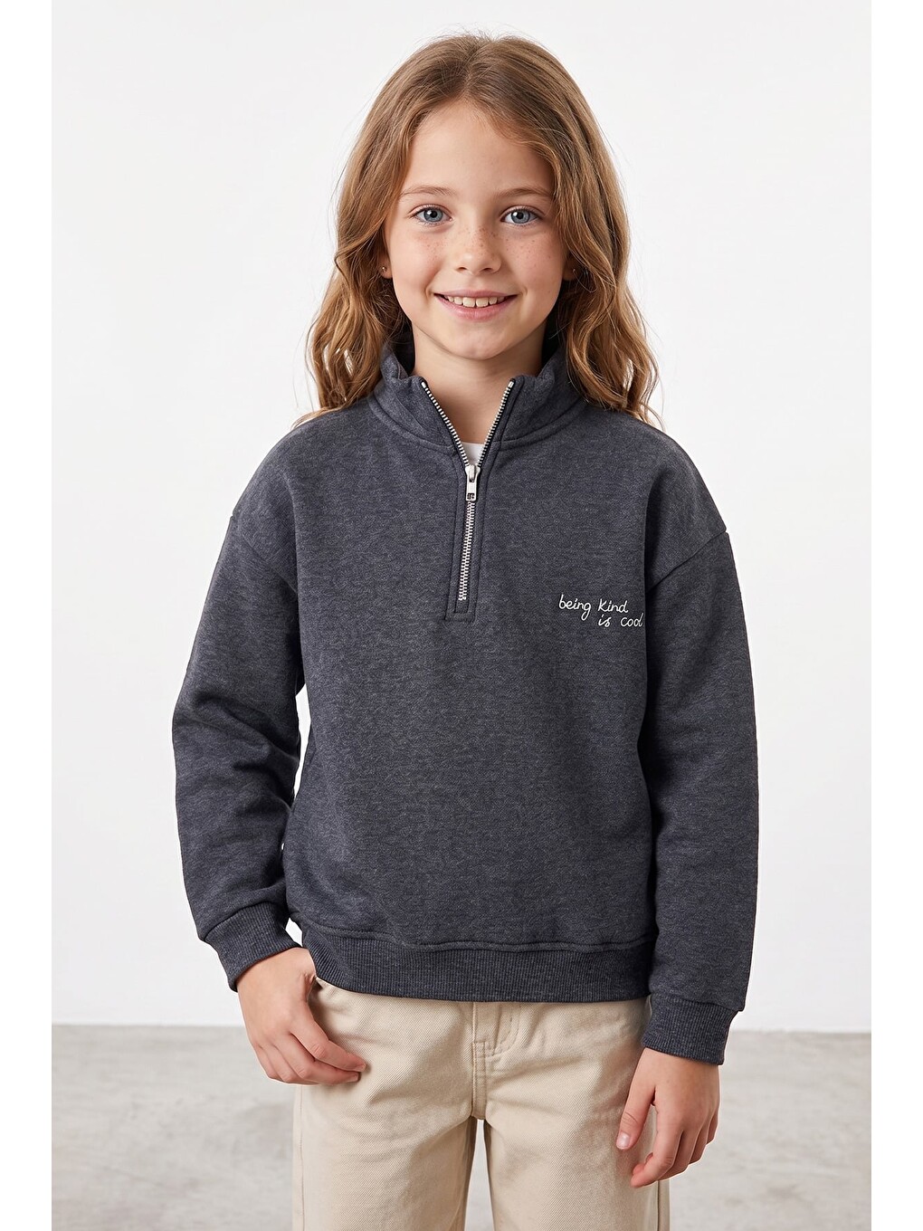 Antrasit 3 İplik Yarım Fermuarlı Dik Yaka Kız Çocuk Sweatshirt-1