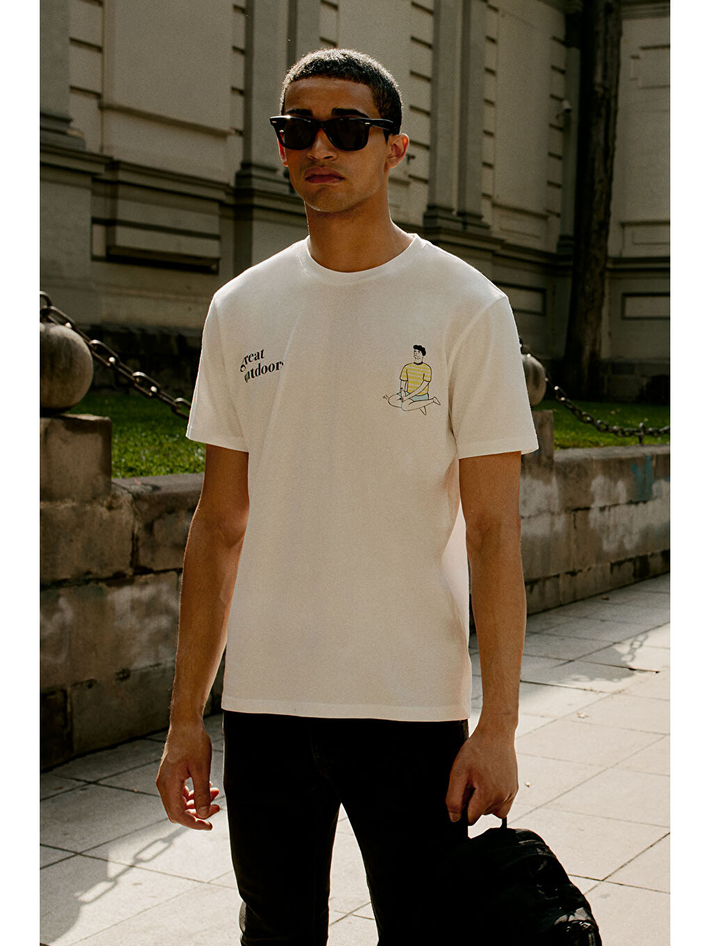 Erkek Ekru Comfort Fit Rahat Kesim %100 Pamuk Yumuşak Dokulu Baskılı Tişört