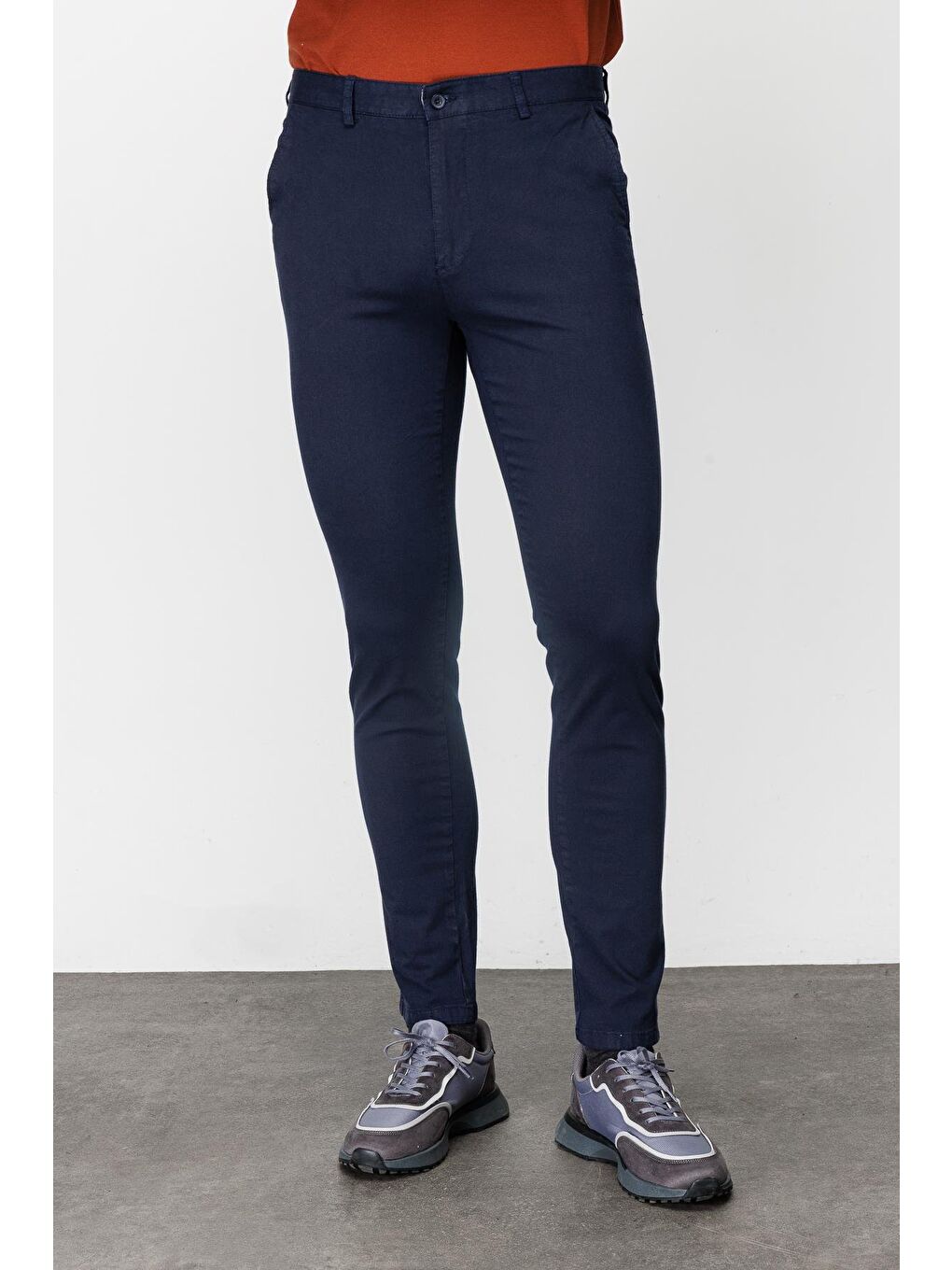 Erkek Açık Lacivert Dynamic Fit Pantolon