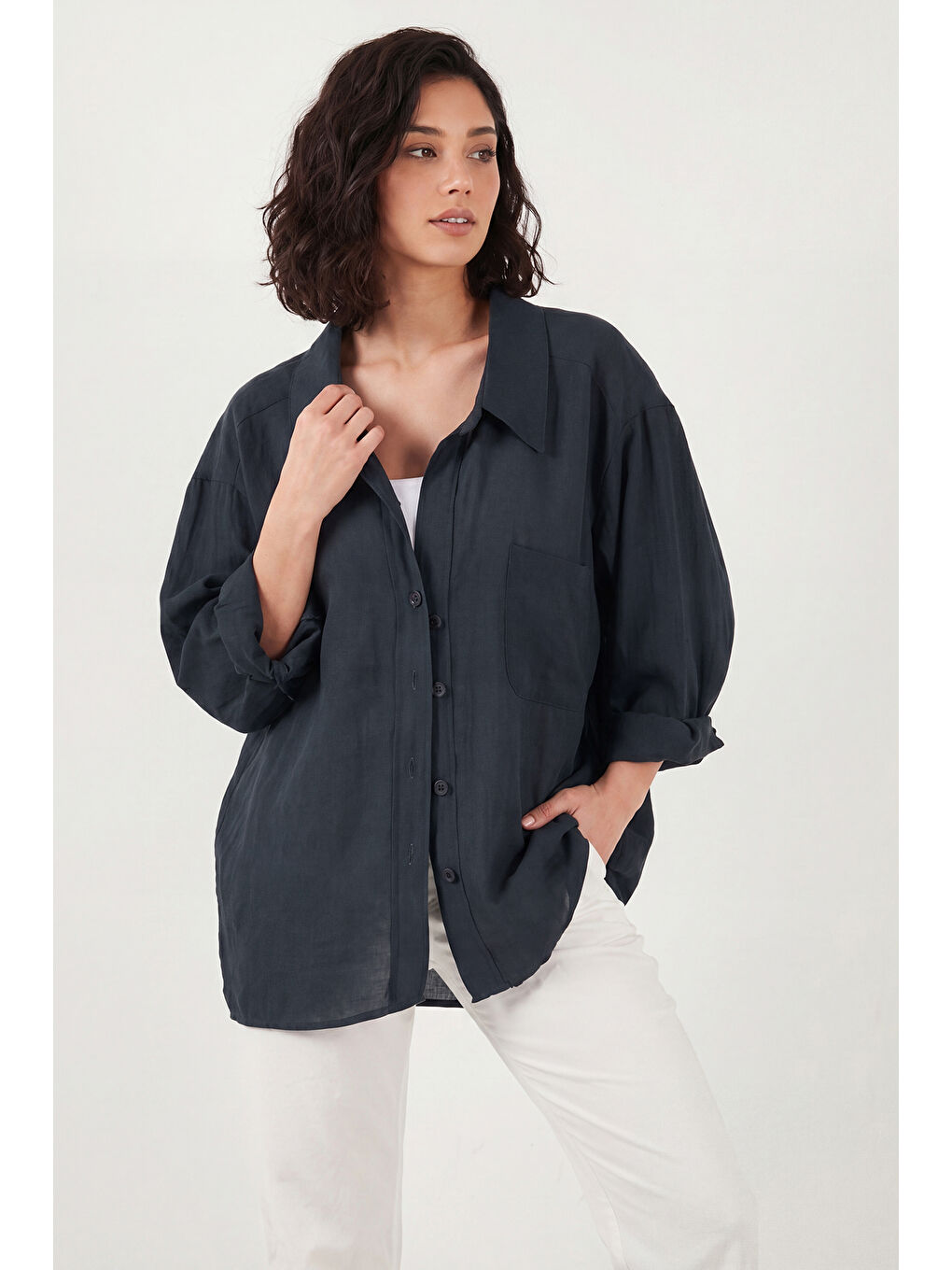 Lacivert Modal Oversize Fit Uzun Kollu Kadın Gömlek 6834612-2