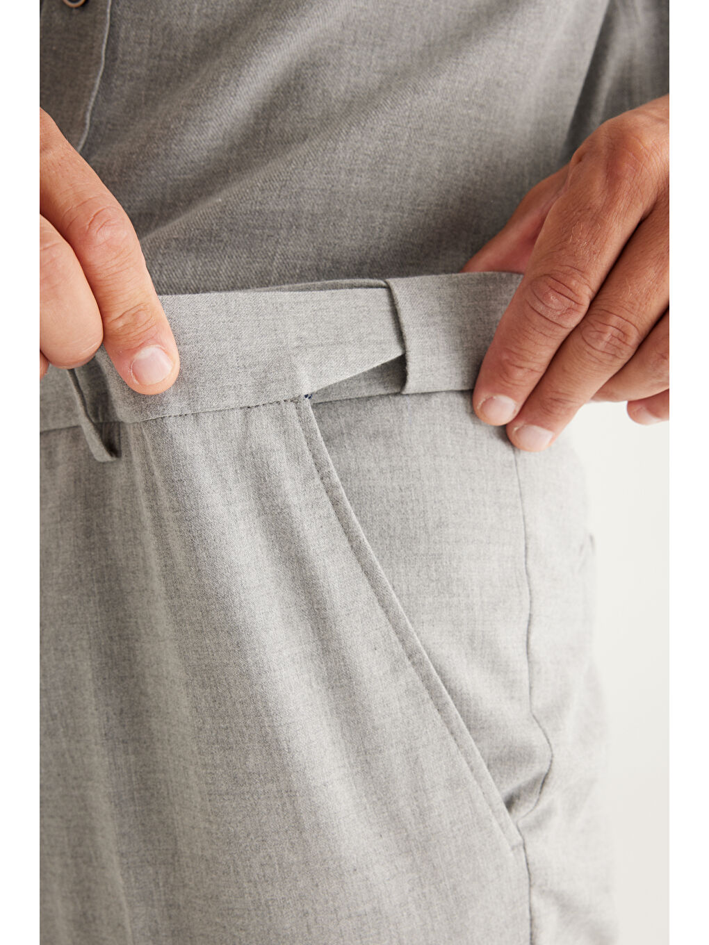 Erkek Gri Slim Fit Dar Kesim Desenli Beli Lastikli Pantolon-3