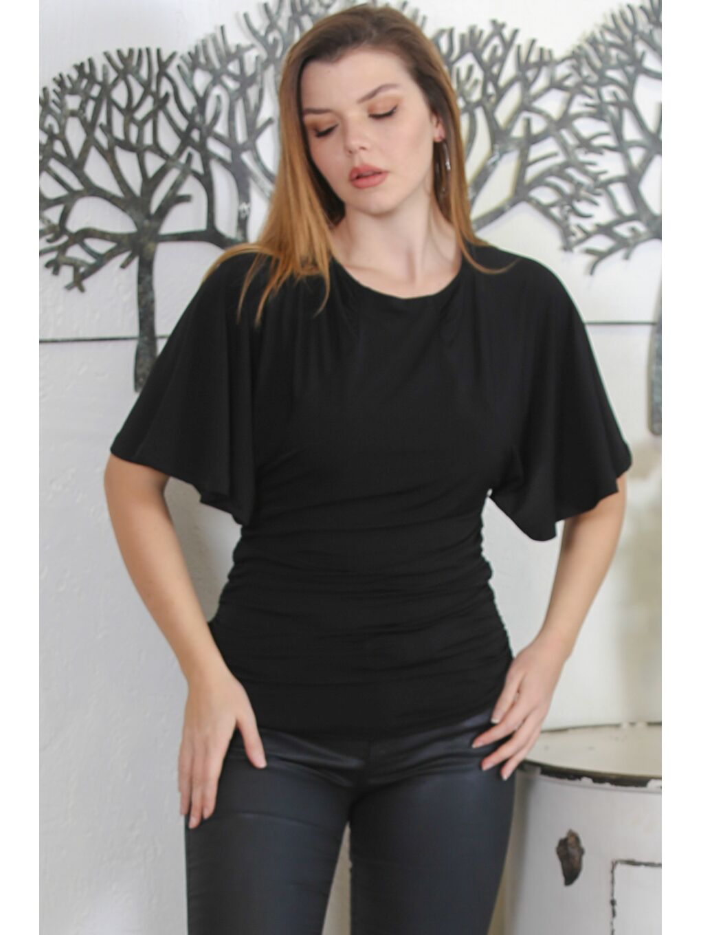 Siyah Yuvarlak Yaka Mendil Kol Büzgülü Örme Casual Bluz-1