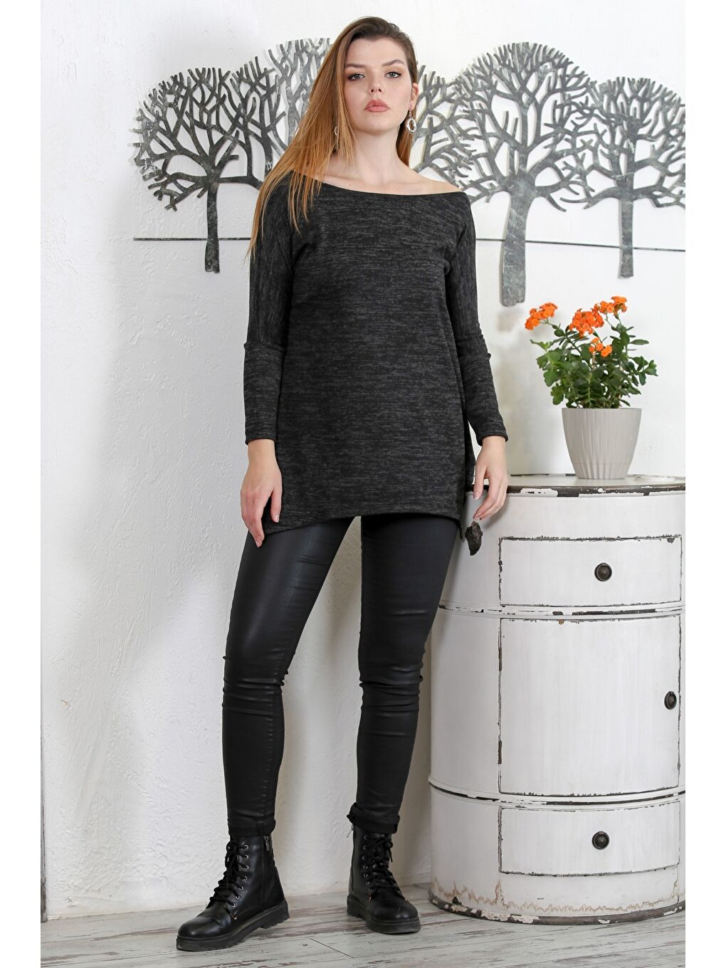 Siyah Kayık Yaka Uzun Kol Örme Casual Bluz-4