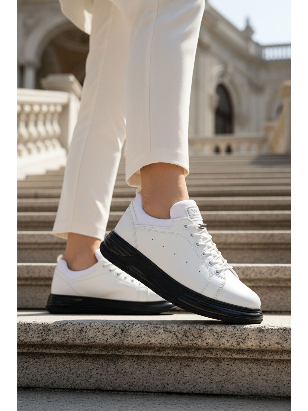 Beyaz Lastik Bağcıklı Erkek Sneaker Balase M-2