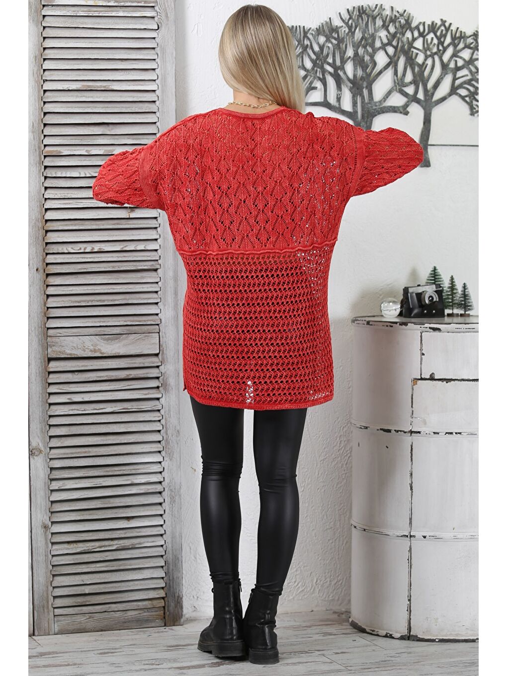 Kırmızı V Yaka Uzun Kol Bağlamalı Yıkamalı Ajurlu Jakar Triko Long Fit Bluz-6