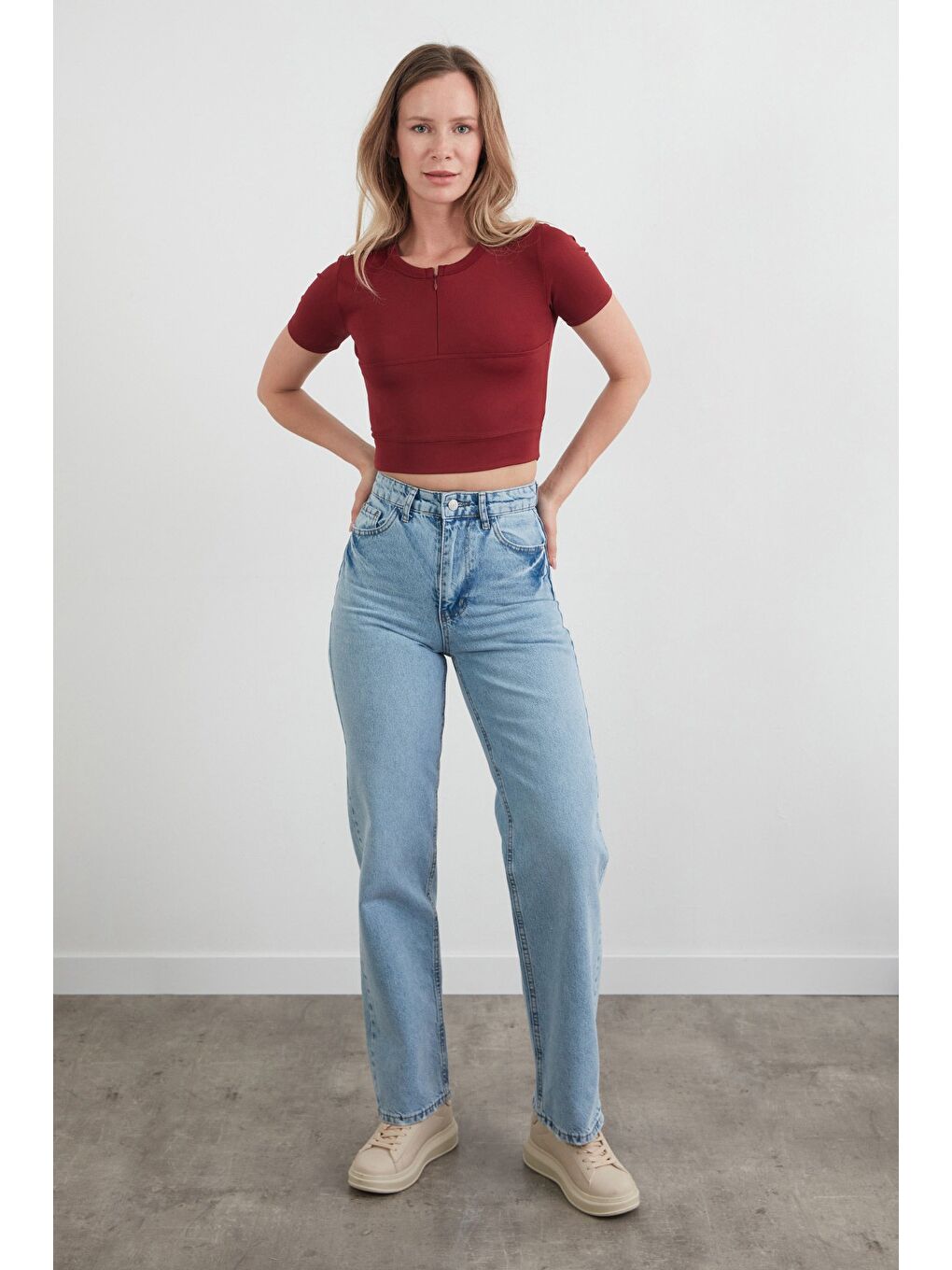 Bordo Basic Yarım Fermuarlı Dalgıç Kumaş Crop Tişört-1