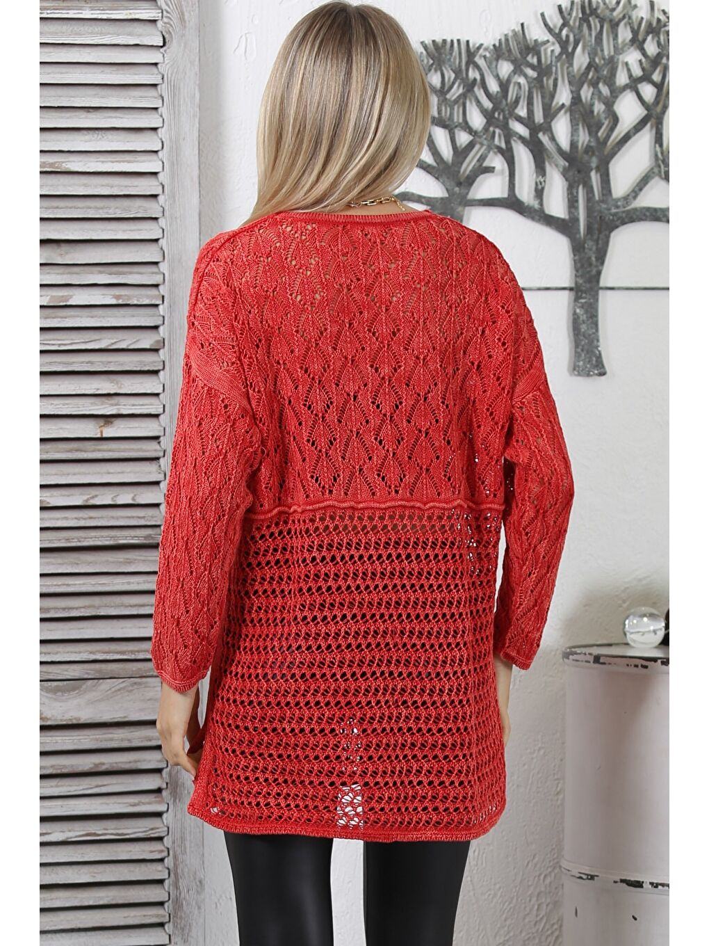 Kırmızı V Yaka Uzun Kol Bağlamalı Yıkamalı Ajurlu Jakar Triko Long Fit Bluz-7