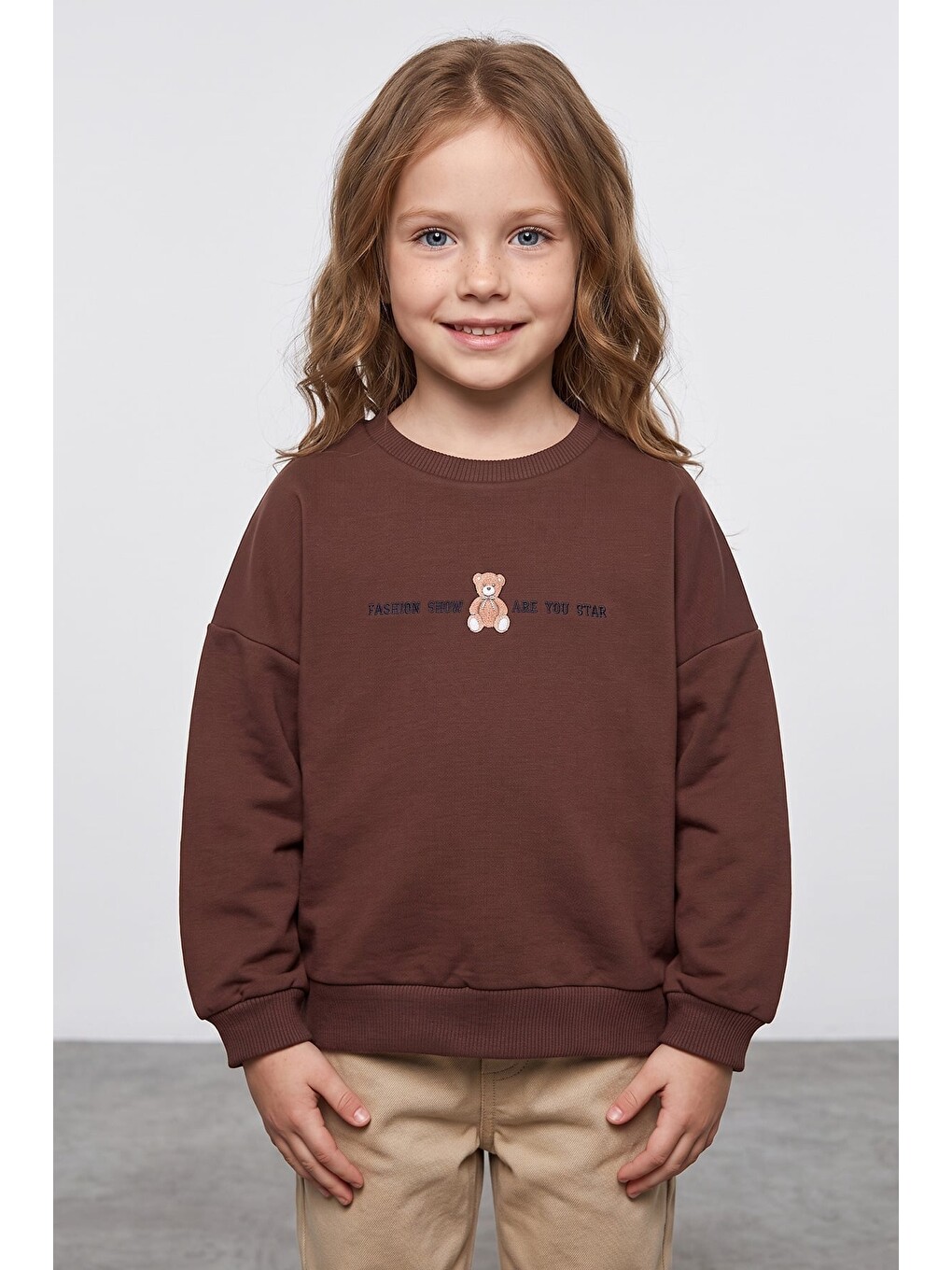 Kahverengi Ayıcık Baskılı Oversize Kız Çocuk Sweatshirt-1