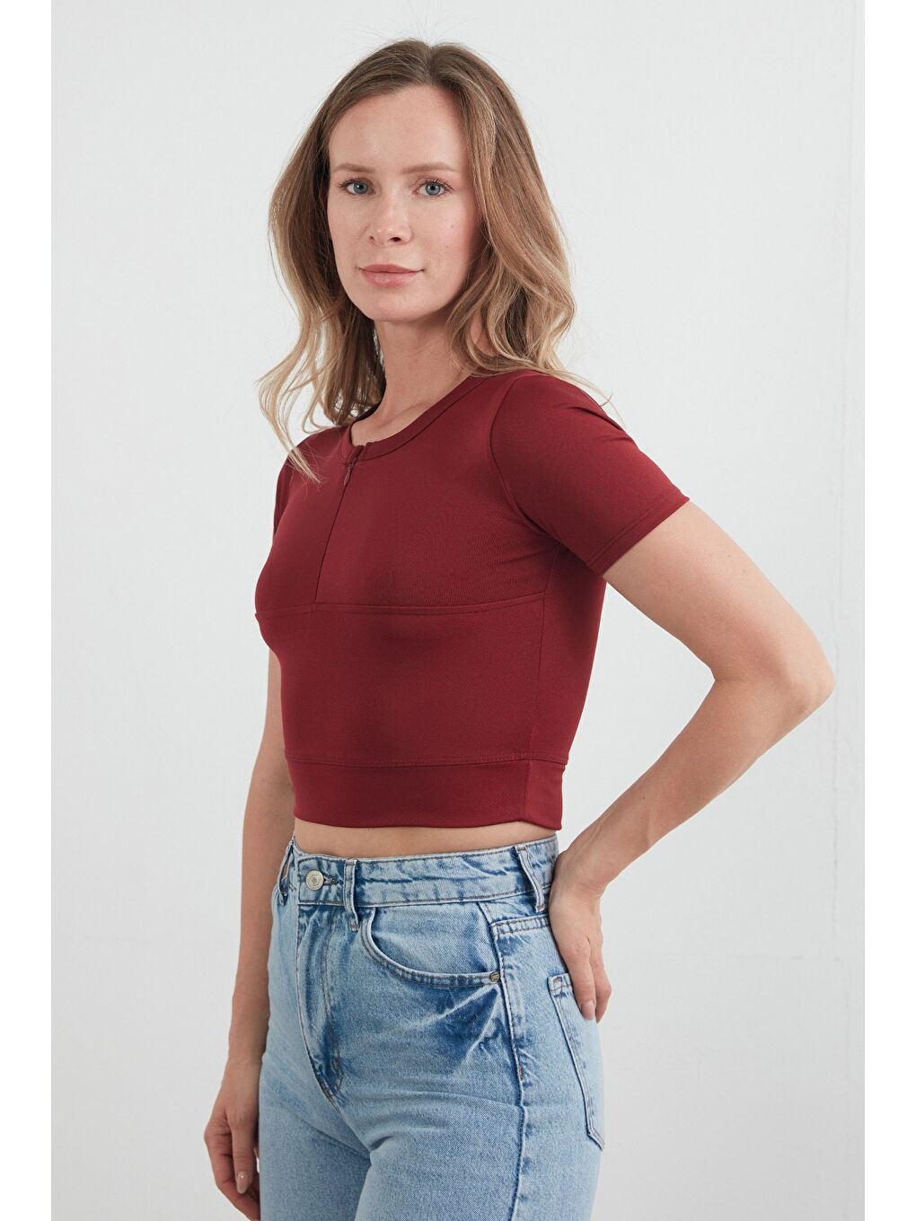 Bordo Basic Yarım Fermuarlı Dalgıç Kumaş Crop Tişört-2