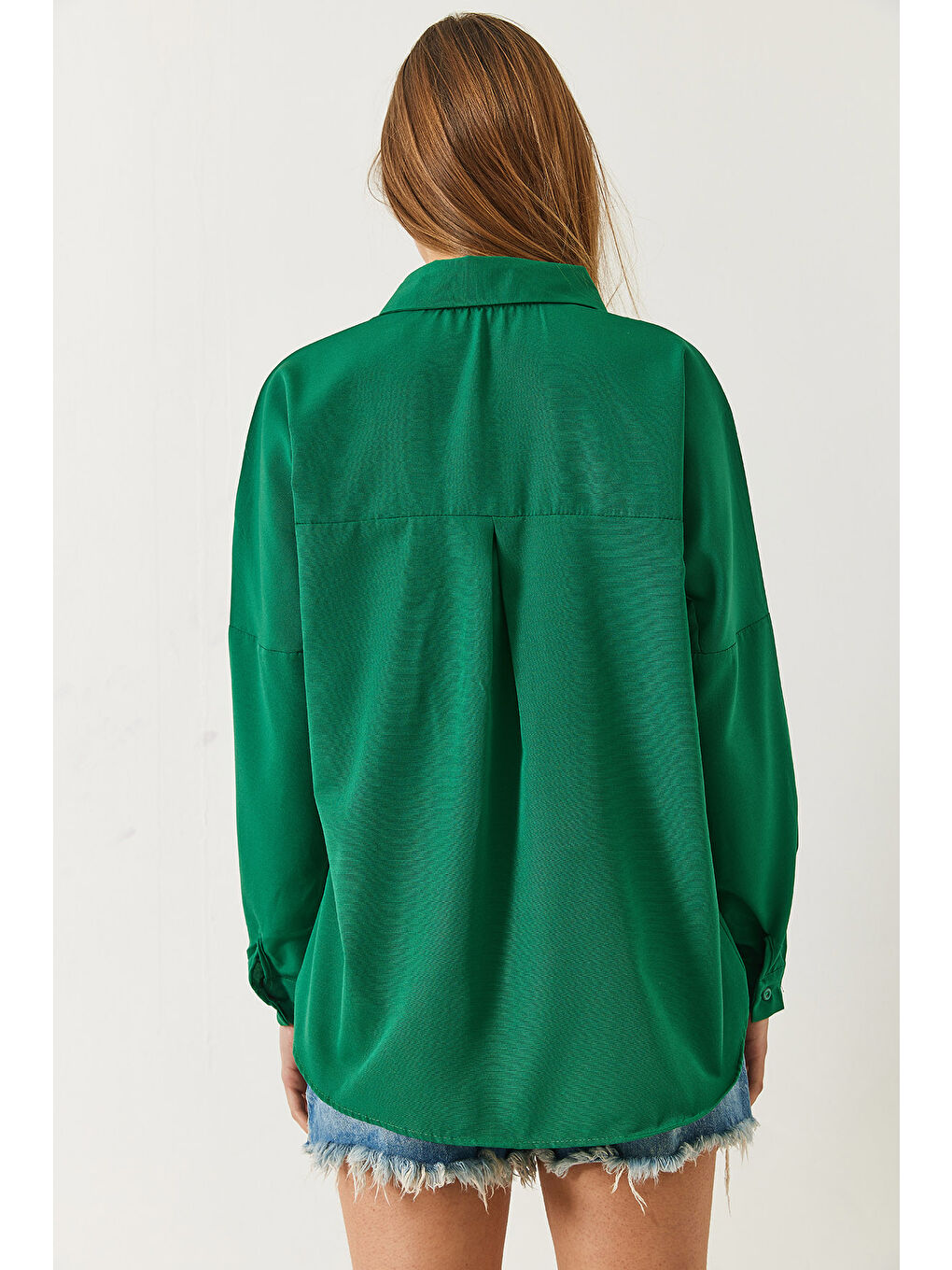 Yeşil Kadın Uzun Kollu Düğme Kapamalı Basic Gömlek-6