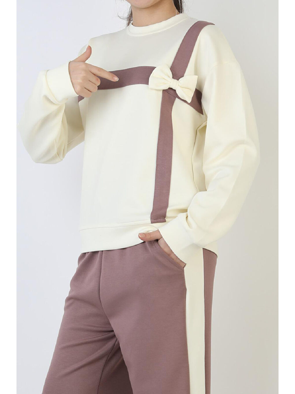 Pembe Kız Çocuk Takım - Double Face Kumaş-Fiyonk Detaylı ve Geniş Paçalı 12508-2