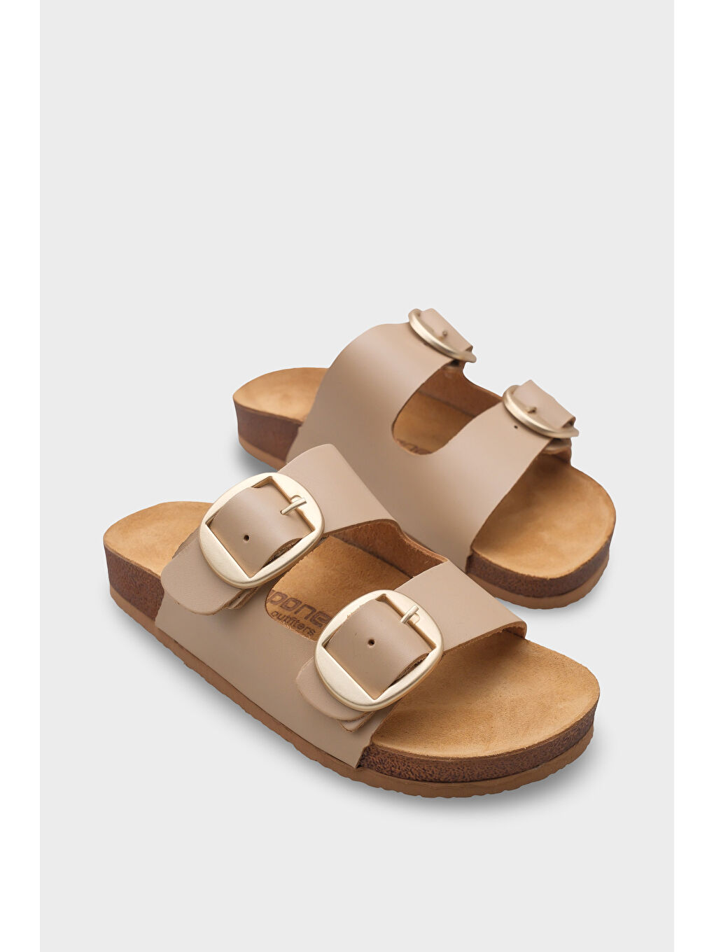 Bej Cathie İki Büyük Tokalı Anatomik Mantar Tabanlı Deri Terlik-1