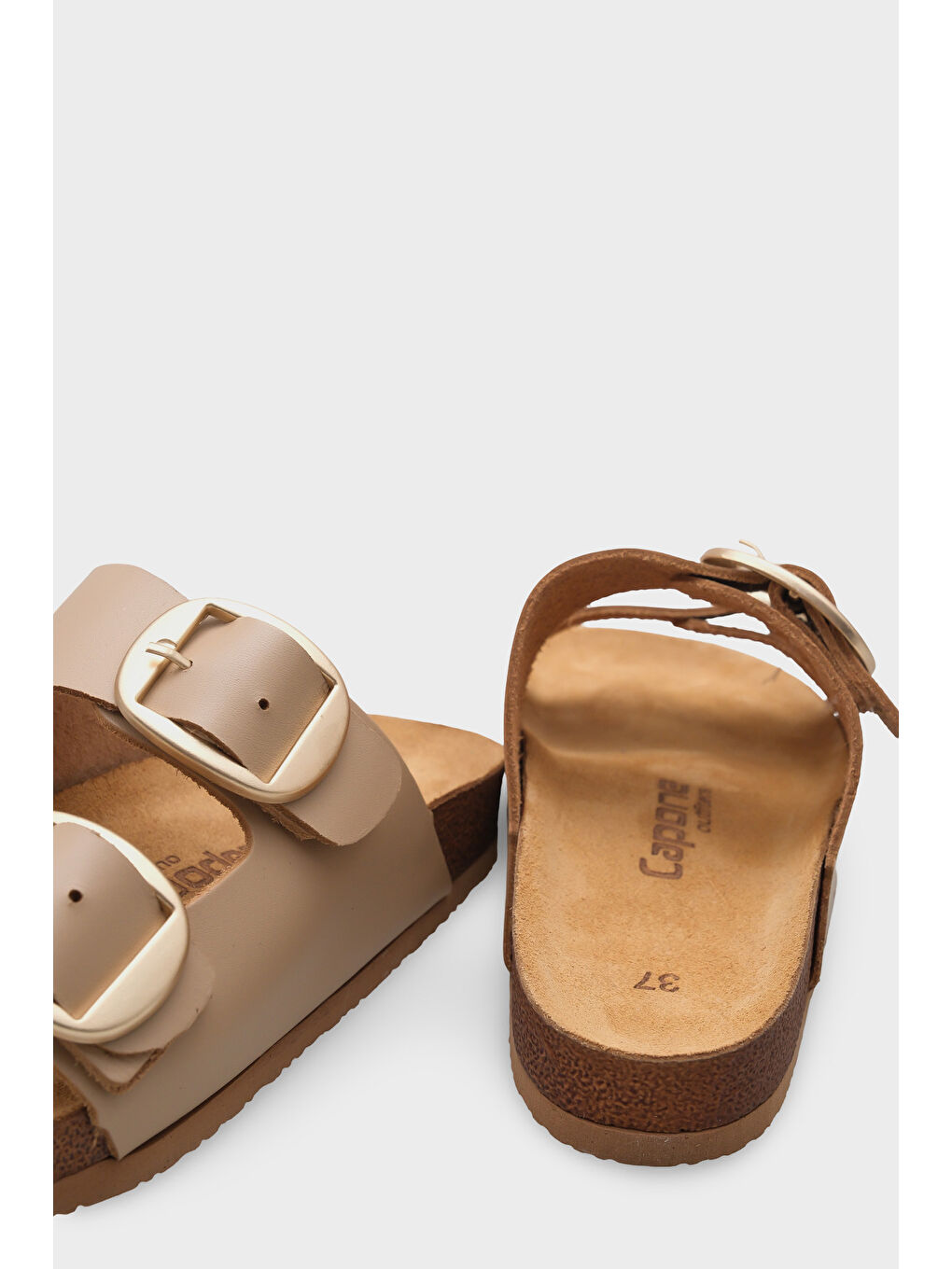 Bej Cathie İki Büyük Tokalı Anatomik Mantar Tabanlı Deri Terlik-3