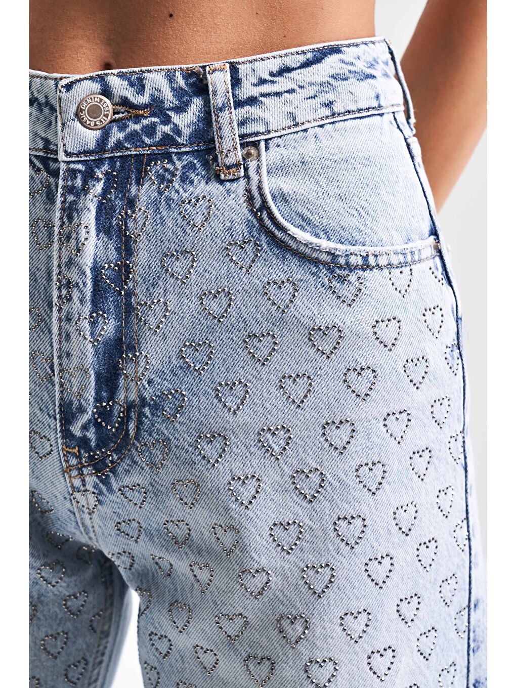 Mavi Kadın Snow Jean Rengi T5 4S5 27 Straight Fit Kalpli Parlak Taşlı Tasarım Denim Jean-2