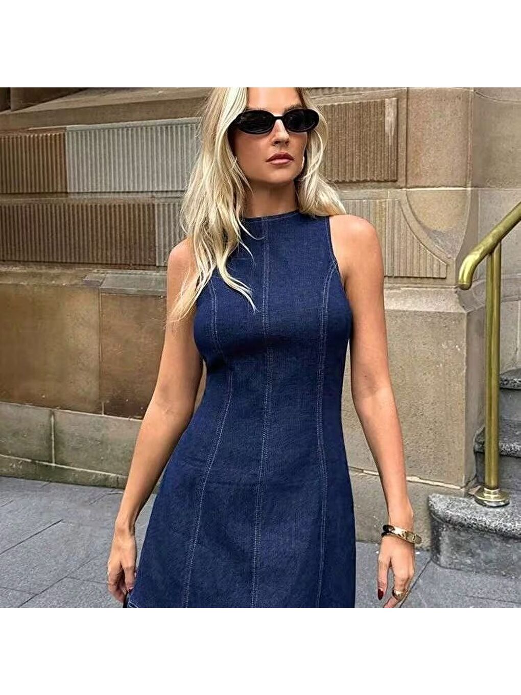 Lacivert Kadın Omuzlardan Açık Bisiklet Yaka Kısa Jean Elbise-3