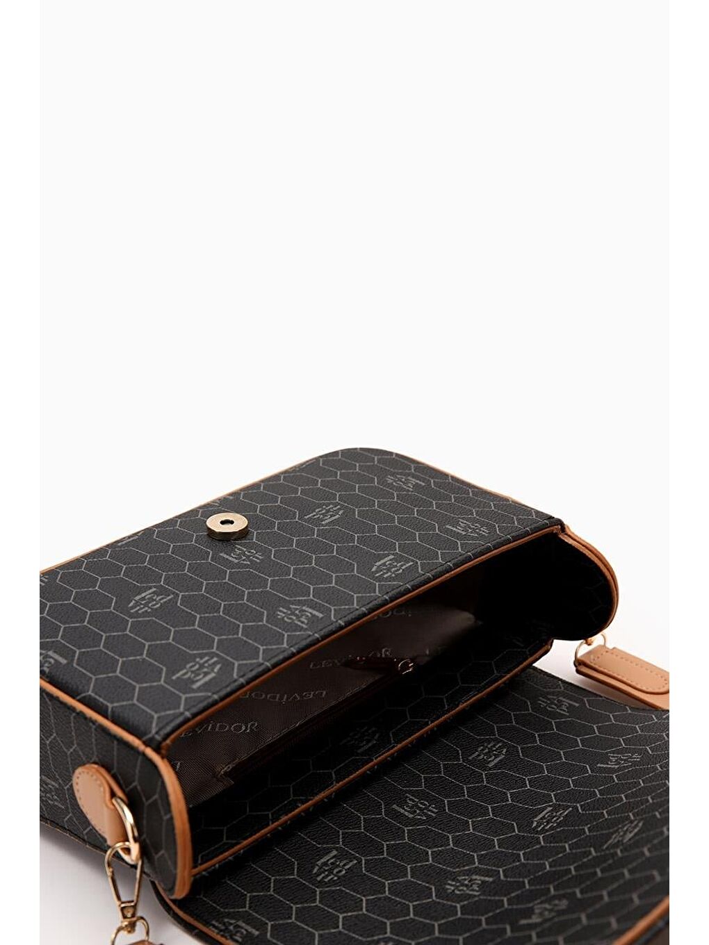 Siyah Kadın Omuz Çantası 930099-3