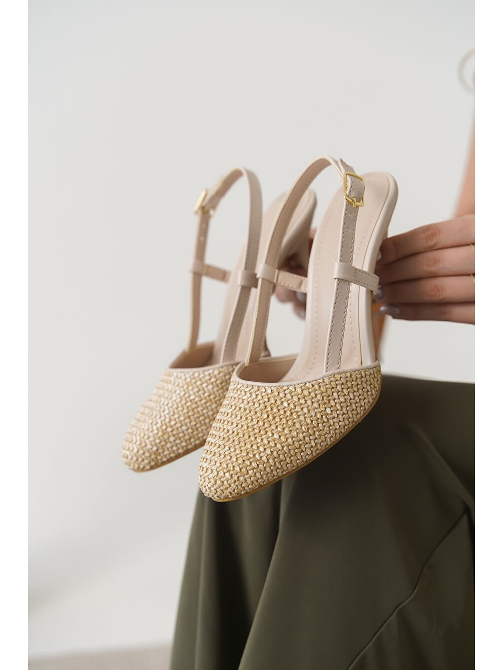 Bej D438 Günlük Kadın Klasik Topuklu Ayakkabı-2