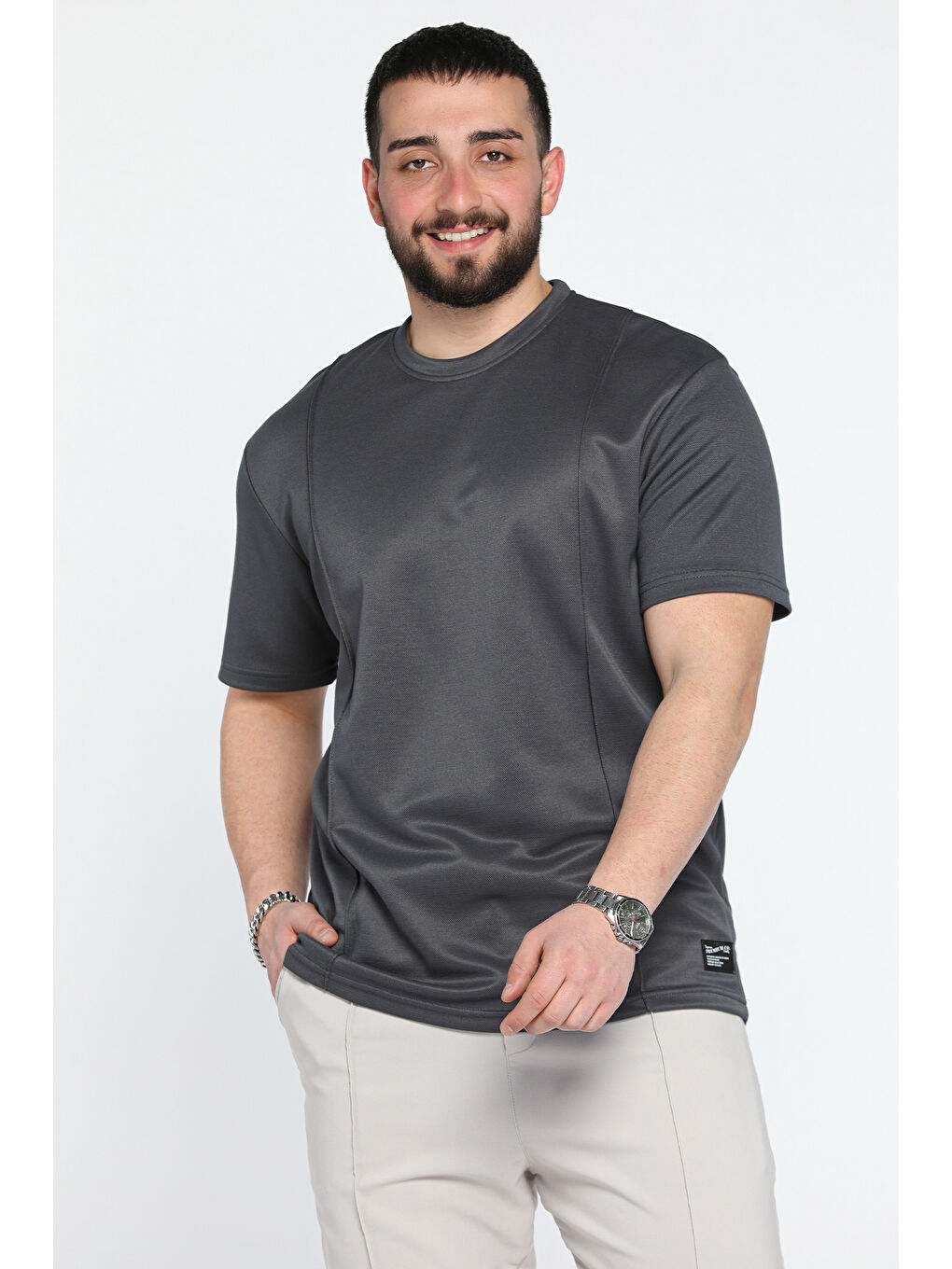 Gri Erkek Bisiklet Yaka Dikiş Detaylı Elastanlı Tişört