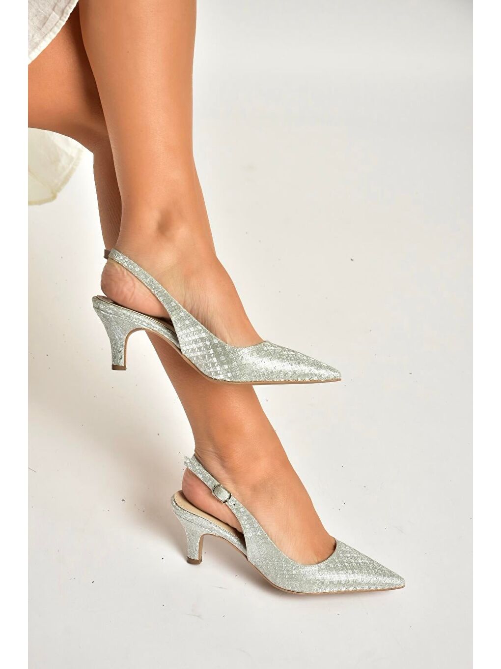 Gri Gümüş Kadın Topuklu Ayakkabı Y572471514-3