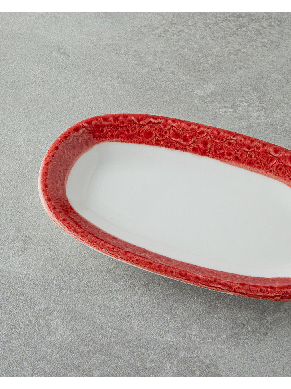Larry Porselen Kayık Tabak 19 cm Kırmızı-2