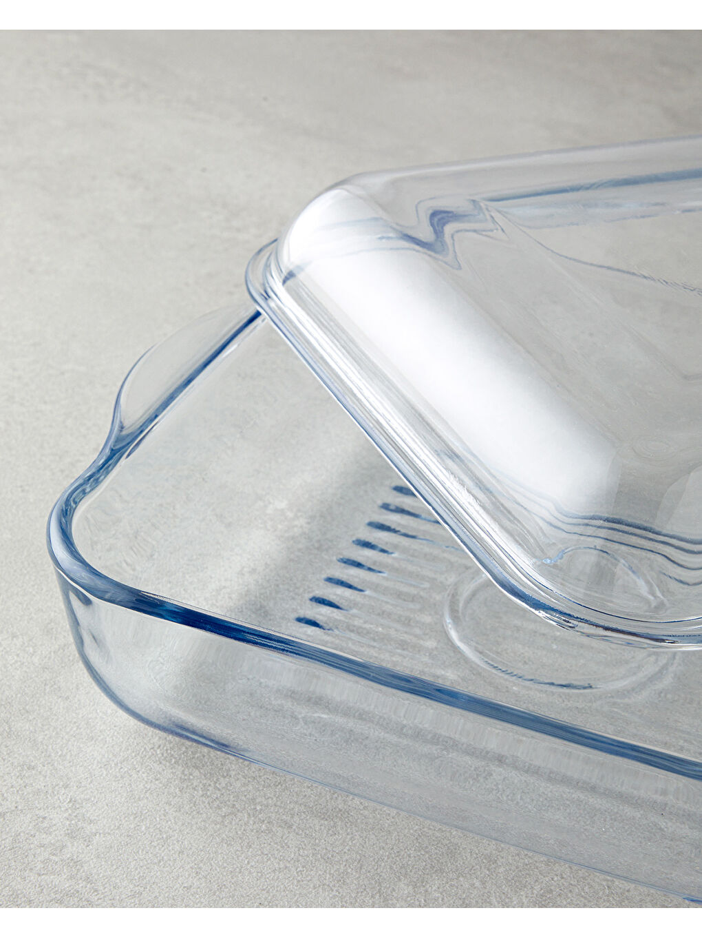 Renksiz Bake&Serve Cam Kapaklı Kare Izgaralı Fırın Kabı 24 X 21,2 cm Şeffaf-1