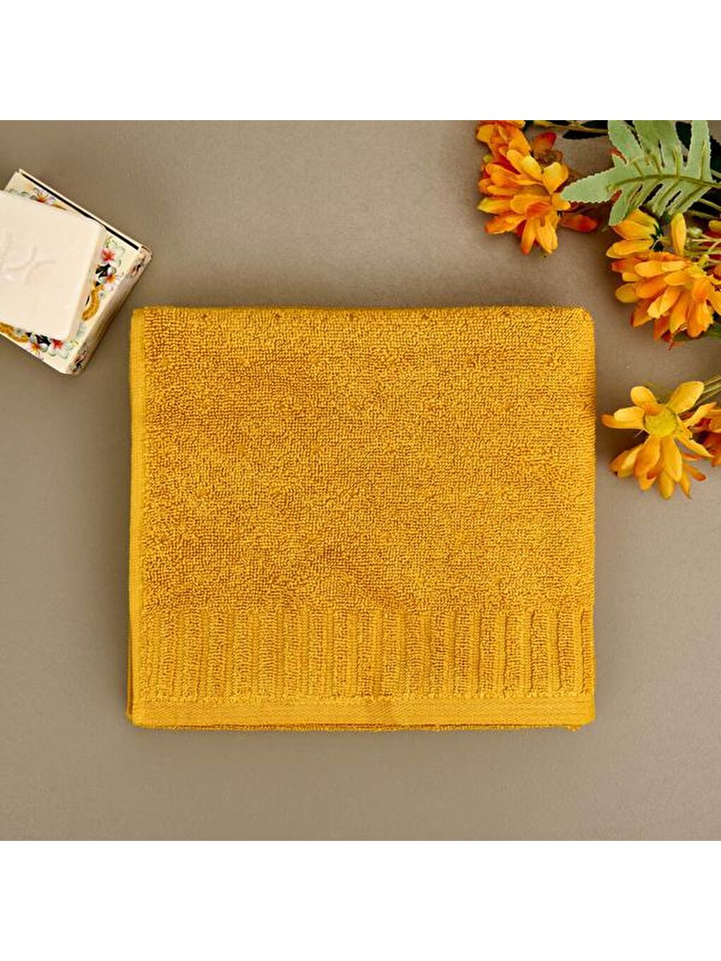 Kahverengi Soft Patte Yüz Havlusu - Hardal - 50x90 cm