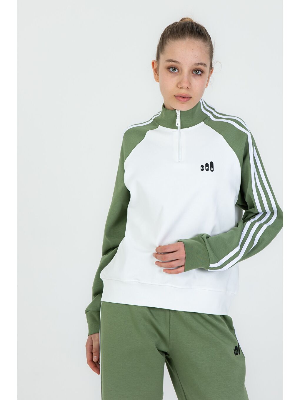 Haki Kız Çocuk Fermuar Yakalı Bol Paça Eşofman Takım-4