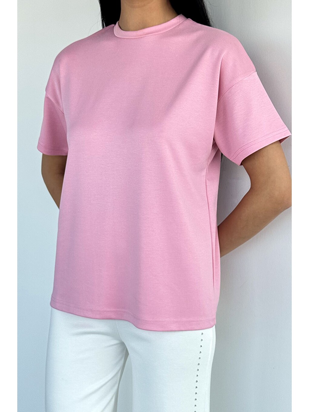 Pembe Bisiklet Yaka Kadın Tişört-1