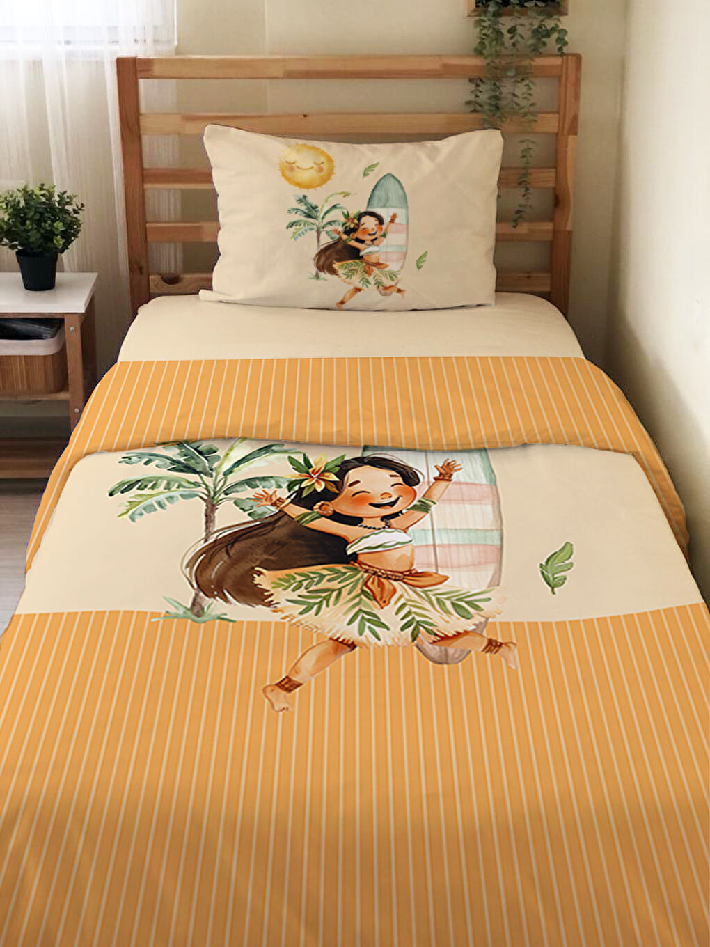 Karışık Kız Desenli Çarşafsız 2'li Takım Baskılı Tek Kişilik Nevresim Takımı 160x220 cm-1