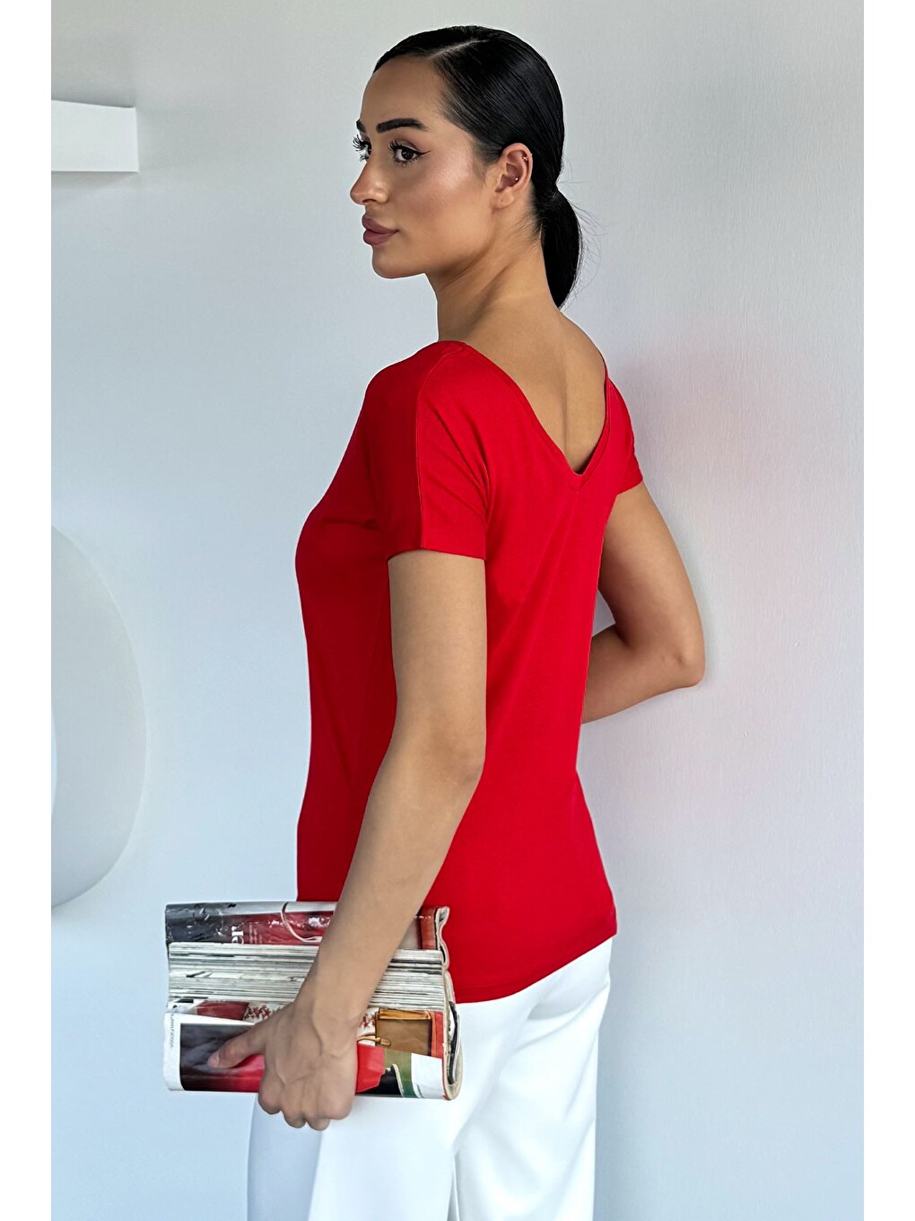 Kırmızı Ön Arka V Yaka Kadın T-shirt-2