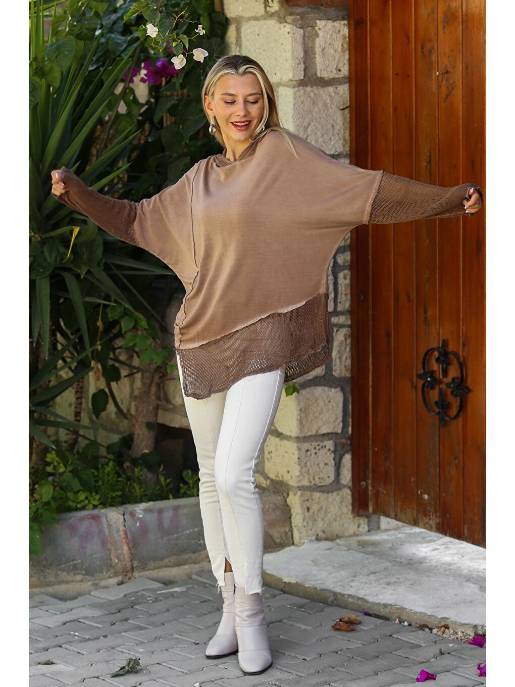 Kahverengi Açık Kahve Kapüşonlu Uzun Kol Yıkamalı Örme Asimetrik Casual Bluz-2