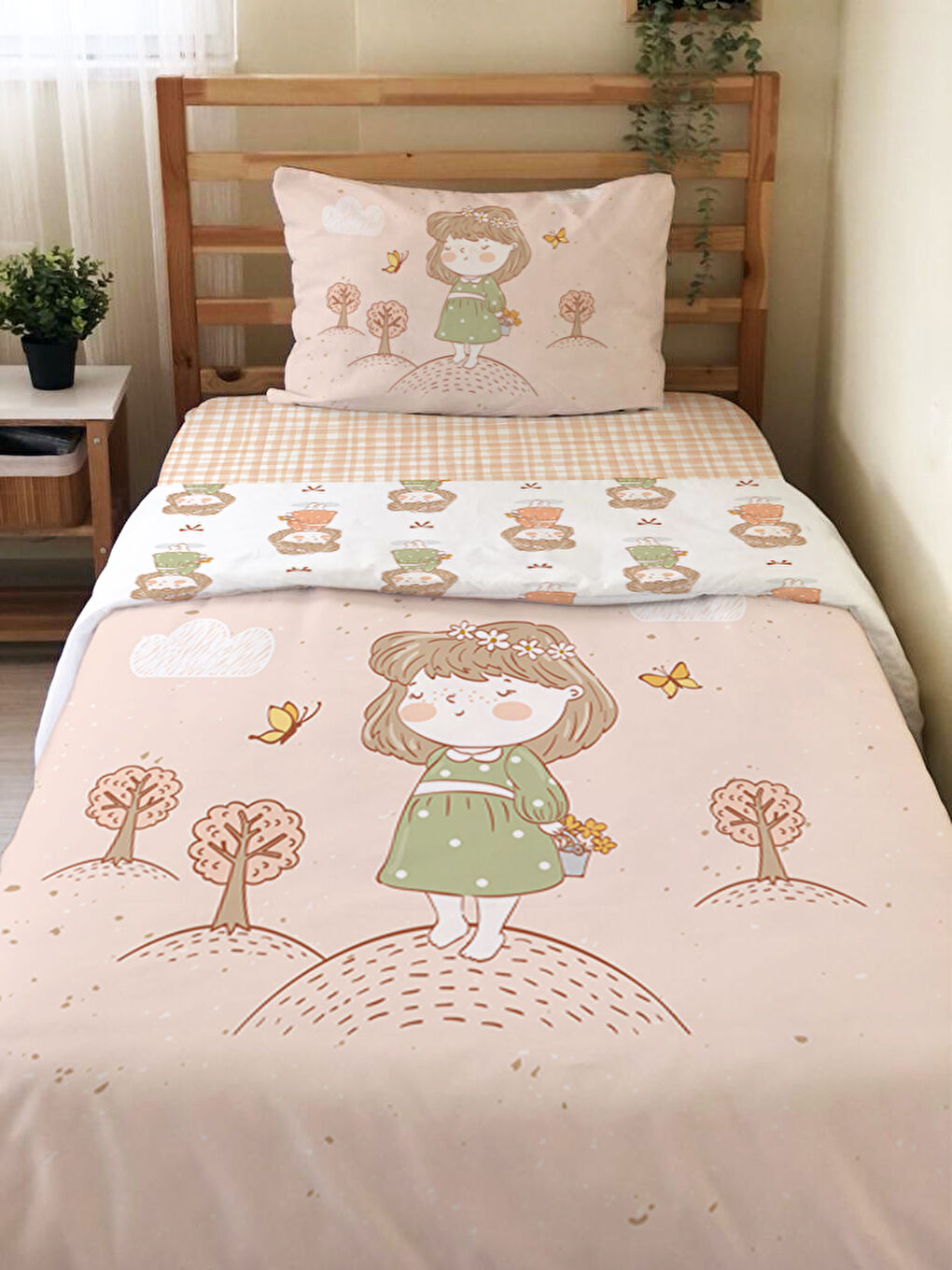 Karışık Kız Desenli Çarşafsız 2'li Takım Baskılı Tek Kişilik Nevresim Takımı 160x220 cm-1