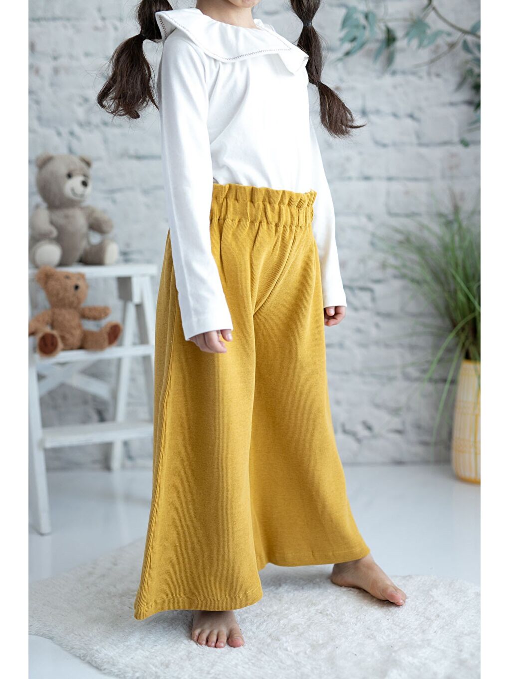 Kız Çocuk Sarı Esnek Bel Pantolon (2-7Yaş)