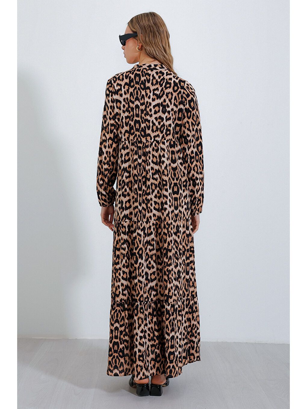 Kahverengi Kadın Kahve Krem Yaka Bağcıklı Viskon Boydan Tesettür Elbise 1627-9