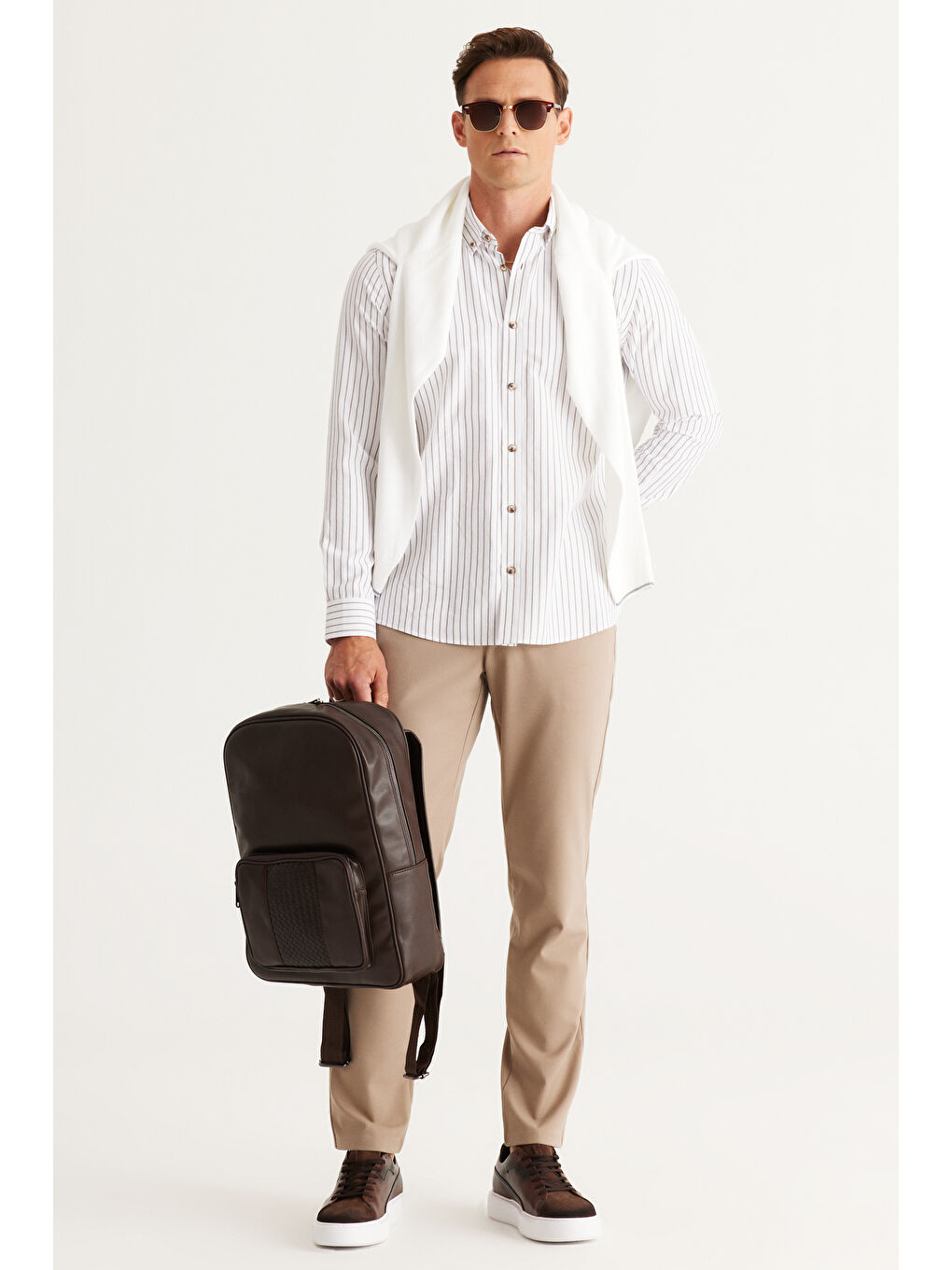 Erkek Beyaz Camel Slim Fit Dar Kesim Klasik Yaka Pamuklu Çizgili Gömlek-4