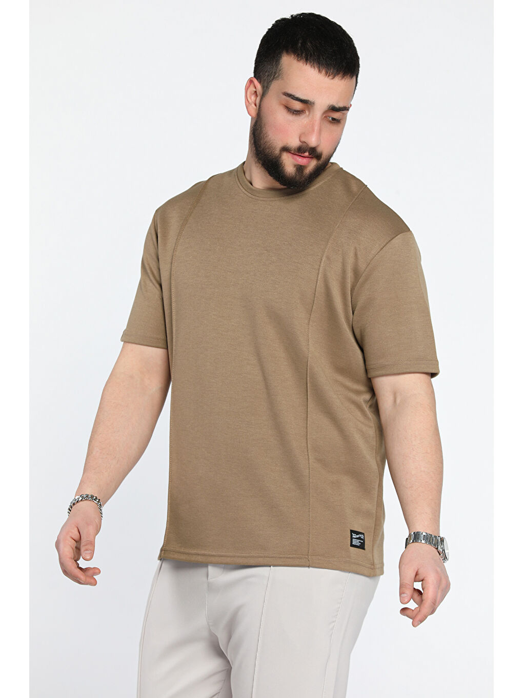 Kahverengi Erkek Bisiklet Yaka Dikiş Detaylı Elastanlı Tişört