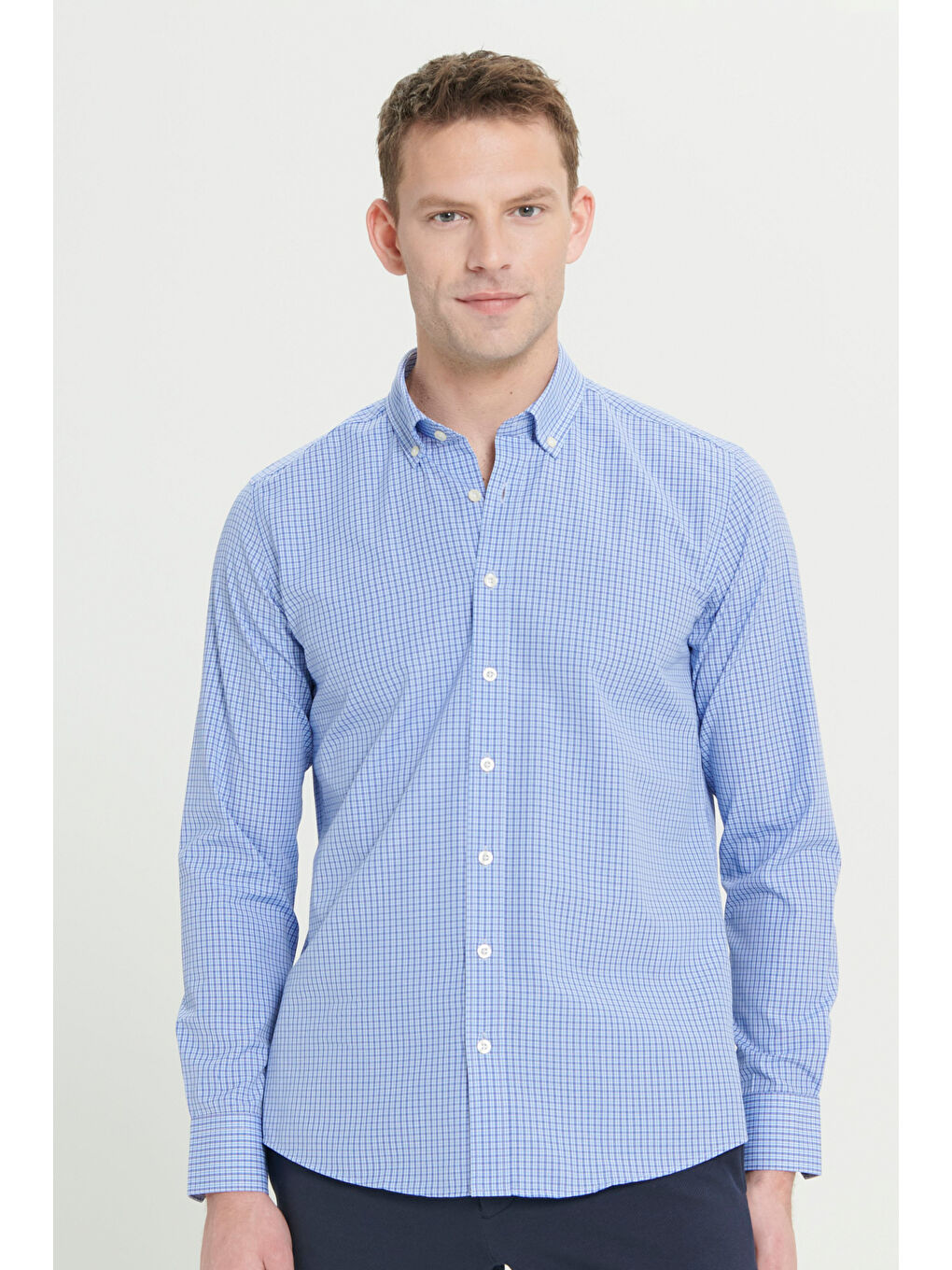 Erkek Mavi Slim Fit Dar Kesim Düğmeli Yaka Pamuklu Kareli Gömlek-2