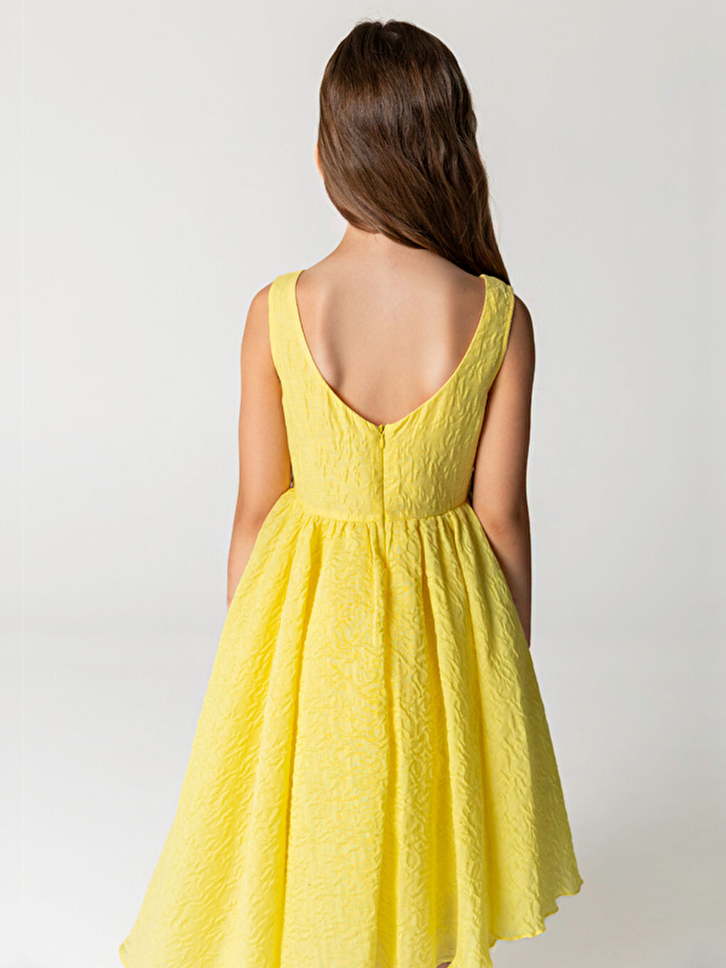 Sarı Kolsuz Fiyonk Detaylı Asimetrik Kız Çocuk Elbise-1