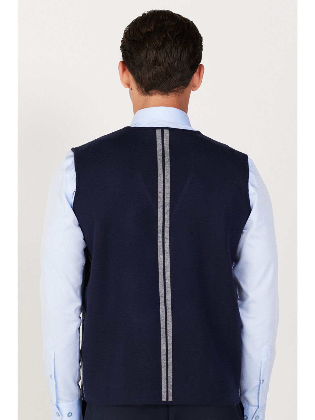 Erkek Lacivert Standart Fit Normal Kesim V Yaka Yünlü Triko Yelek-4