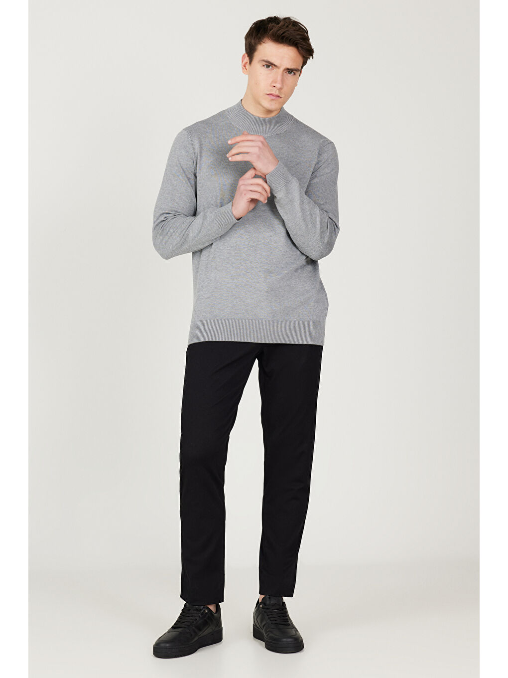 Erkek Siyah Slim Fit Dar Kesim Pamuklu Esnek Chino Pantolon-3